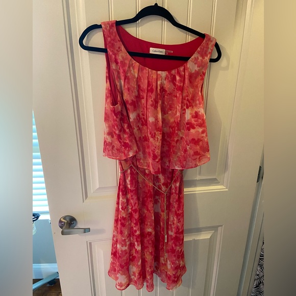 SOLD! Calvin Klein Floral Dress 🩷 Size 14 - Picture 2 of 3